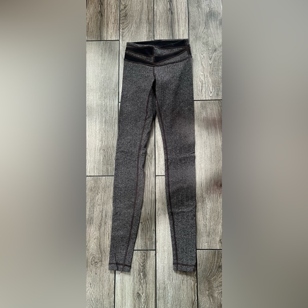 Lululemon leggings 2